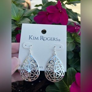NWT Kim Rogers Earrings